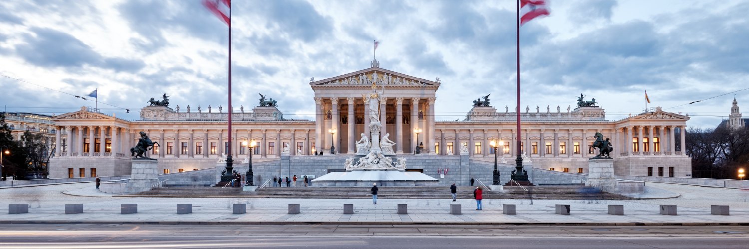 OeParl's profile banner image