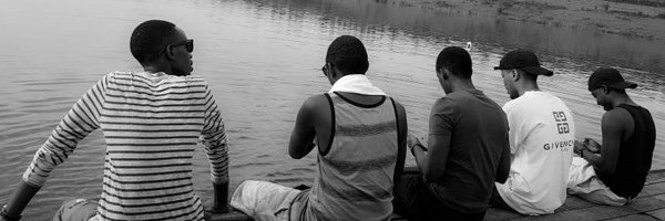 simple__g Profile Banner