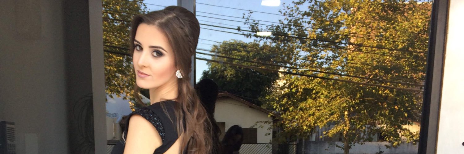 amandameoti's profile banner image
