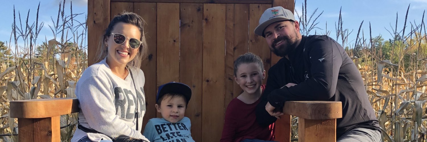 rilesarmy's profile banner image