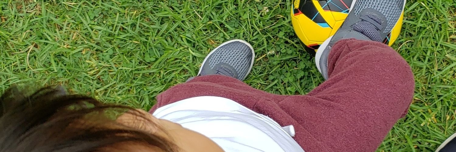 VickyIsPink's profile banner image