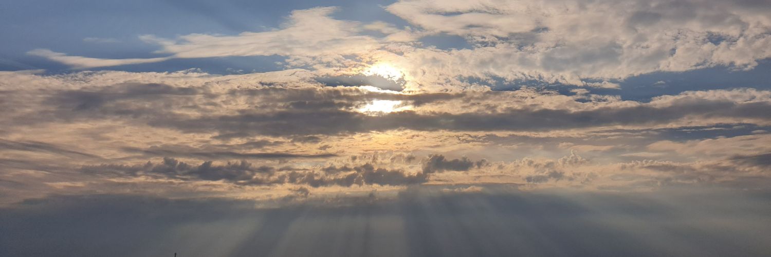 L4UR05's profile banner image