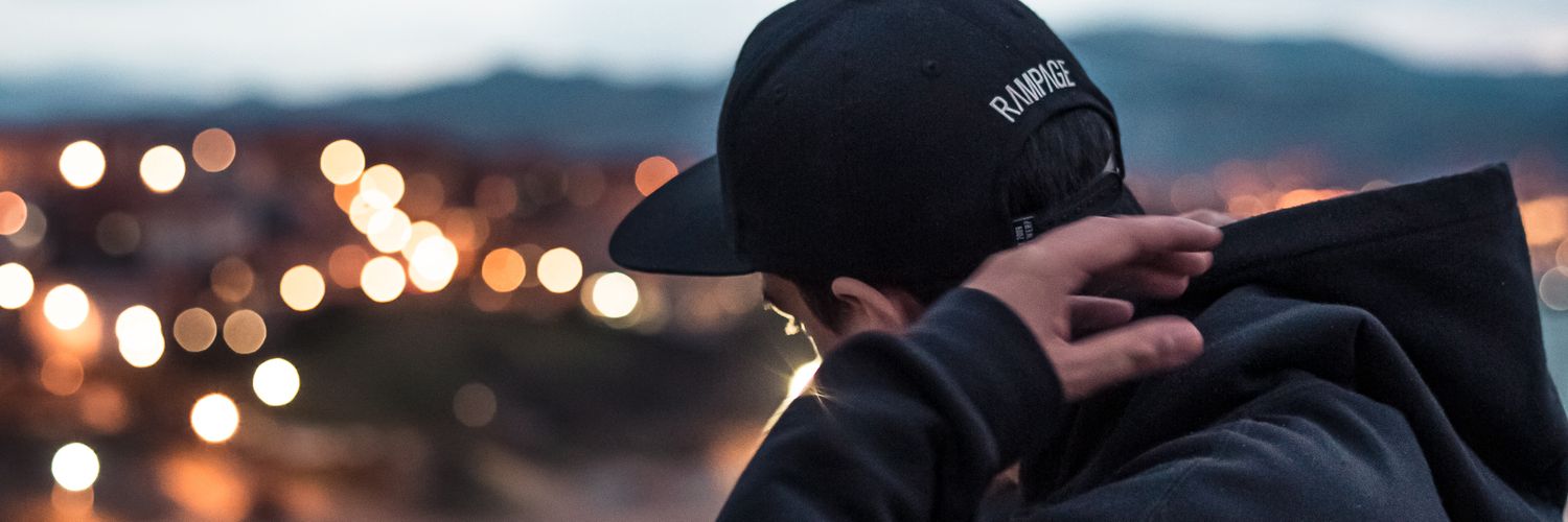 Litence's profile banner image