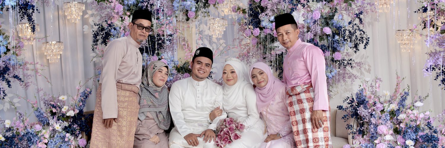 ainggmu's profile banner image