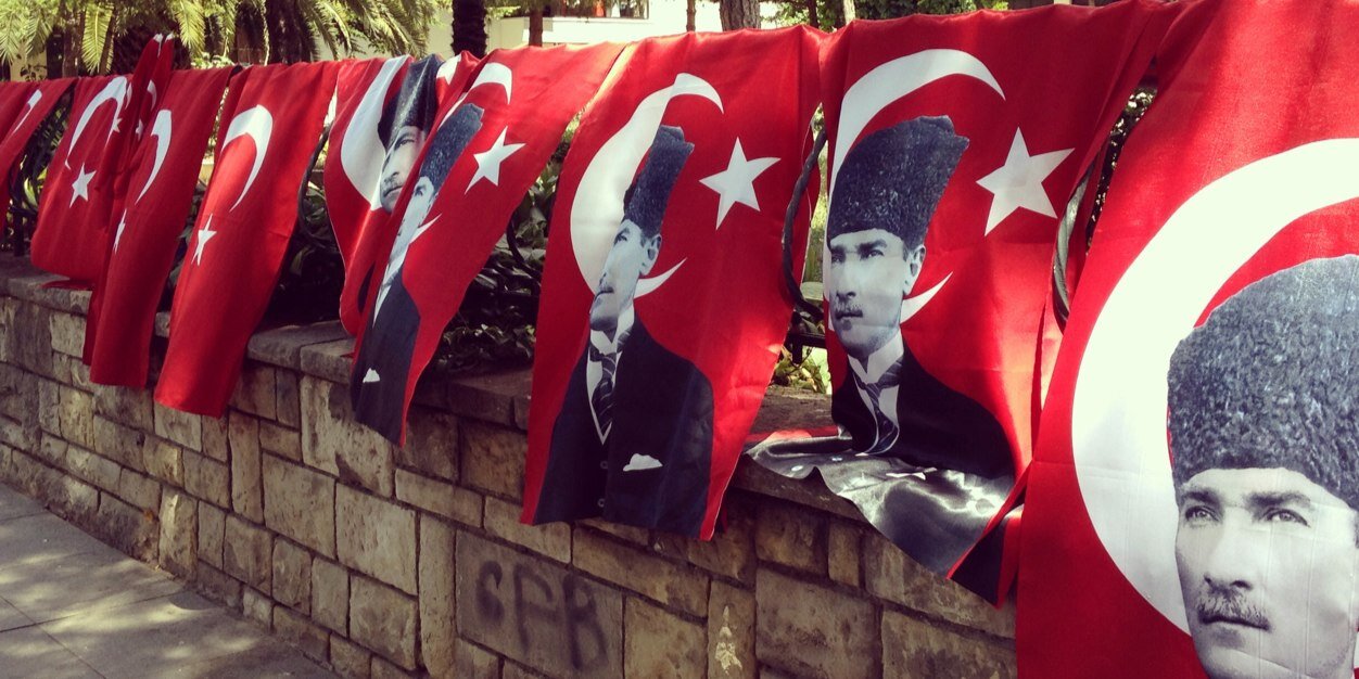 serratankut's profile banner image