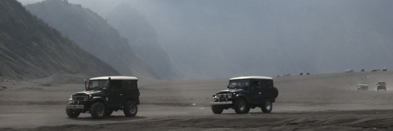 Ari_adiputra's profile banner image