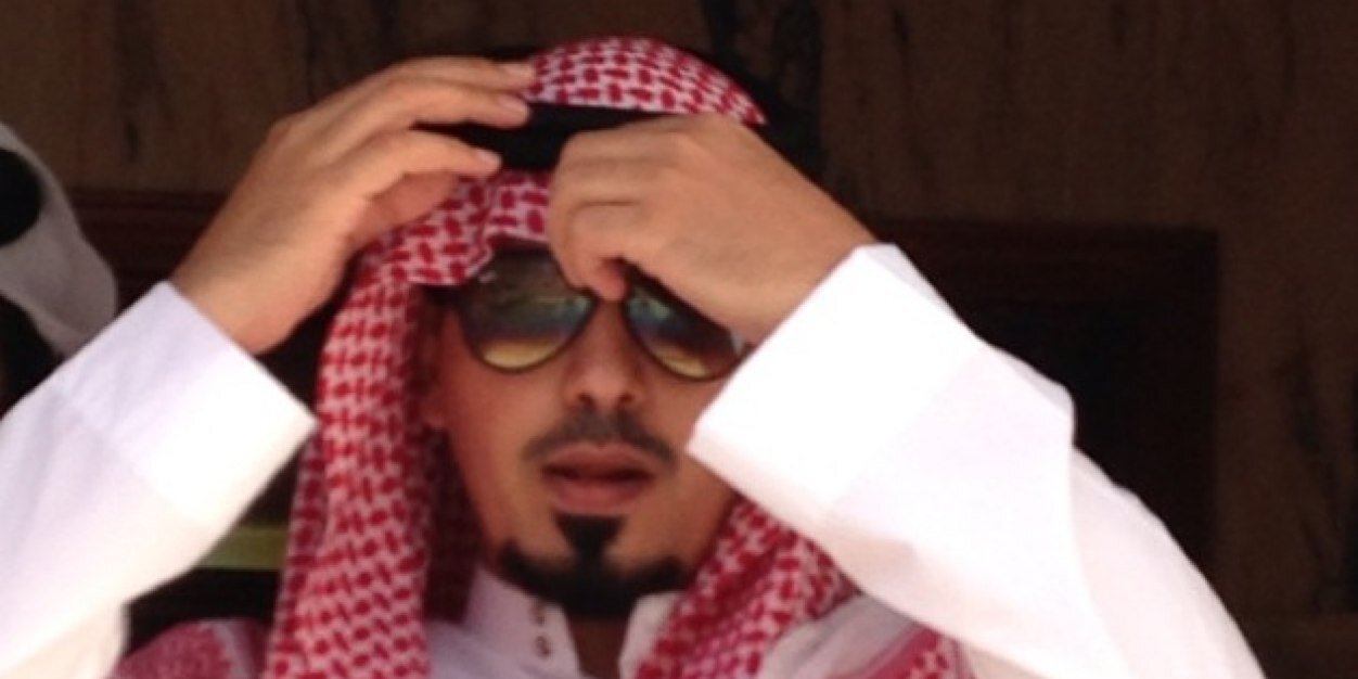 V6600's profile banner image