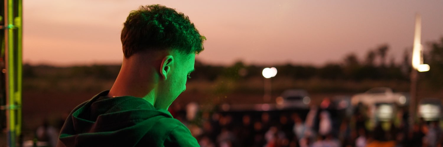 tomastorazza's profile banner image