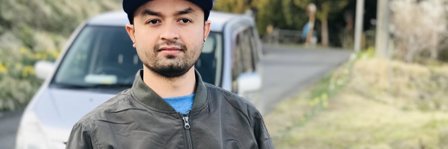 santooz_b's profile banner image