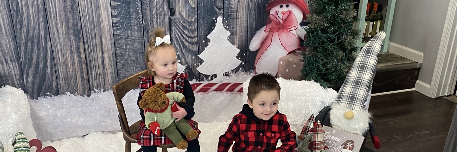 Lesley not Leslie banner