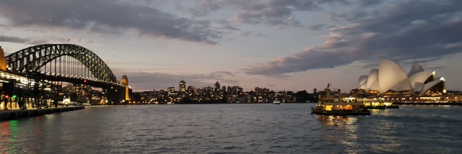 Dominique Fraser banner