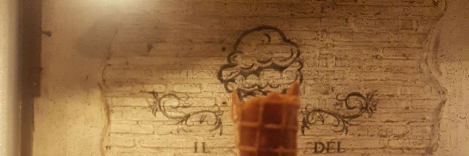 freacchi's profile banner image