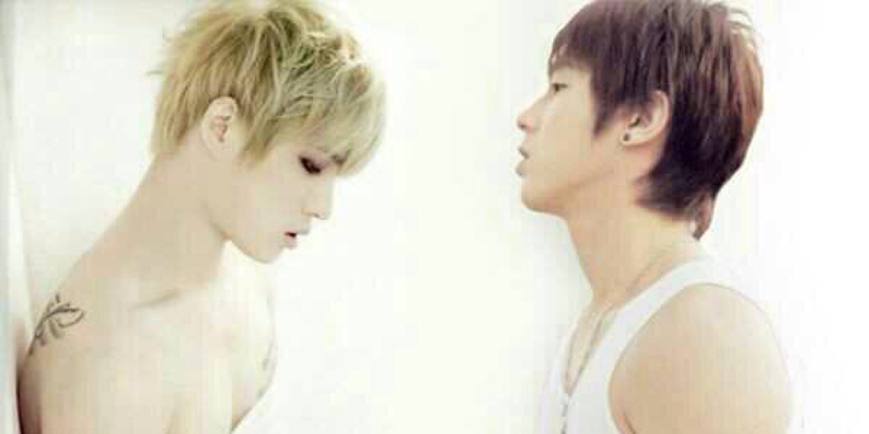 shii_tyj's profile banner image