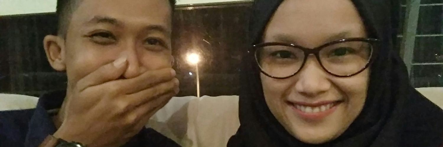 DessyPuttriii's profile banner image