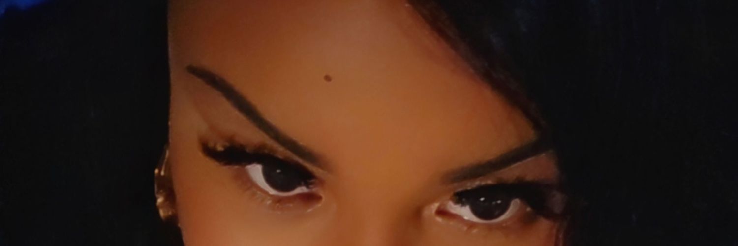 Kiyah 🦋🐝♉ banner