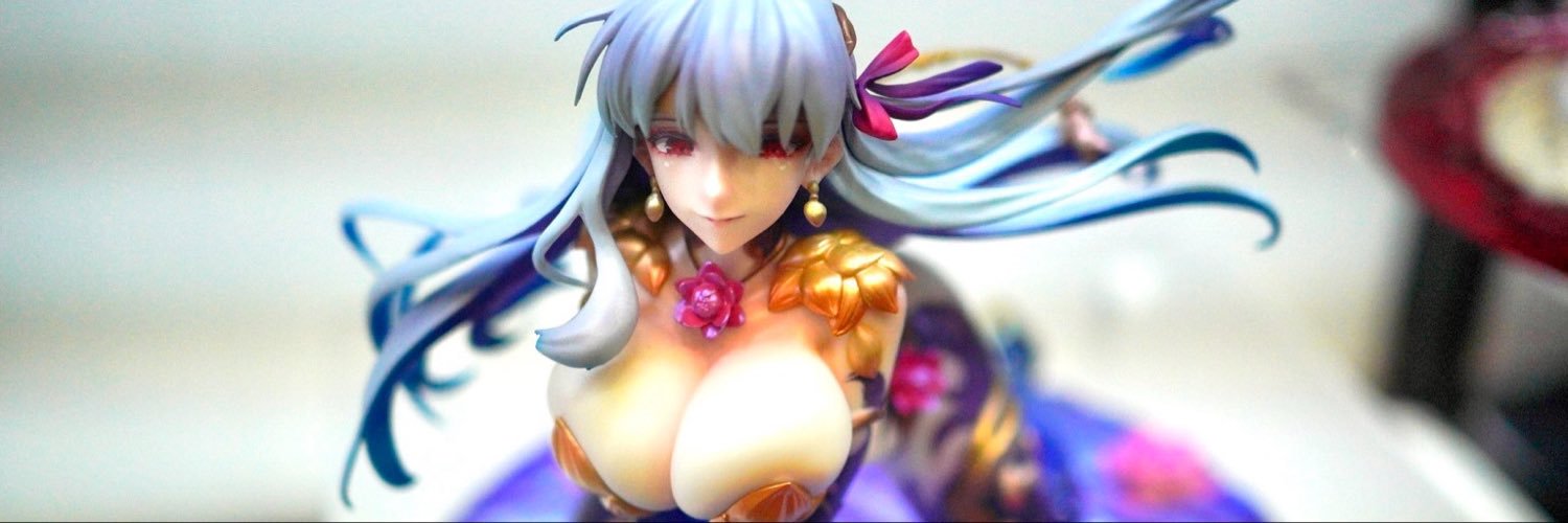 metoooon's profile banner image