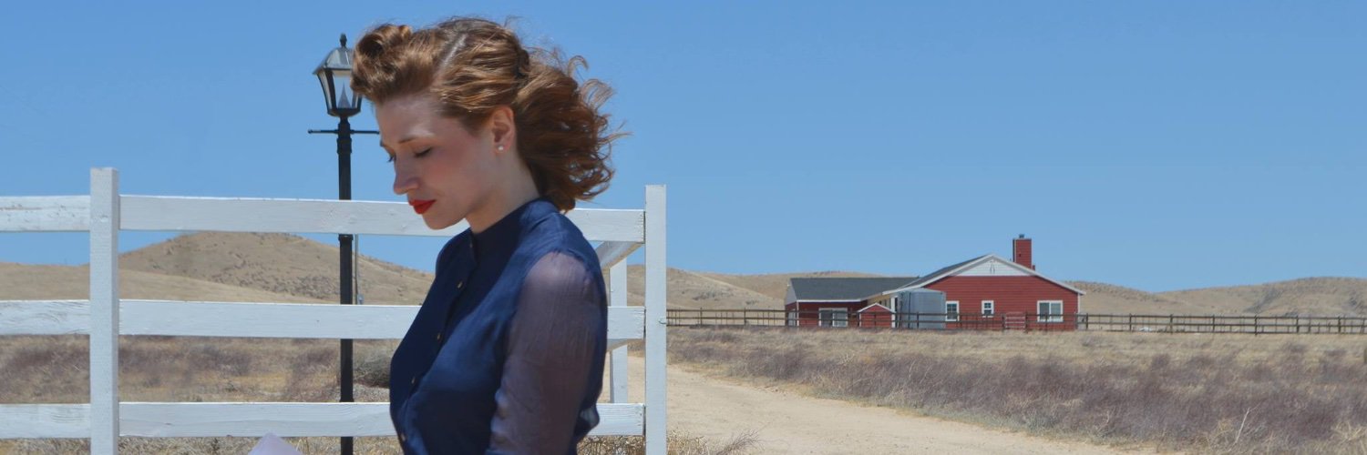 AmandaJaros's profile banner image
