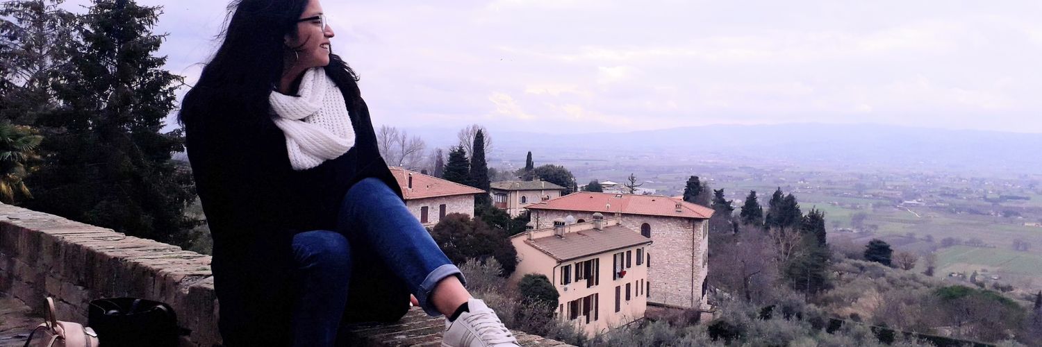 roseshakes's profile banner image