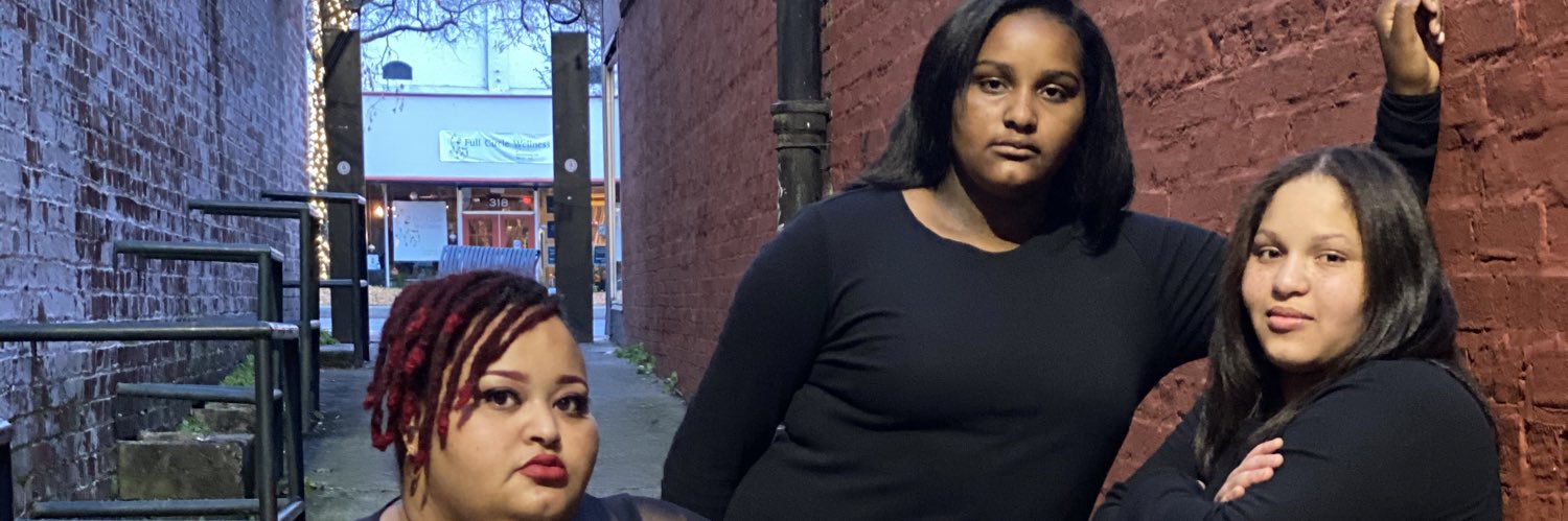 Redkisses33's profile banner image