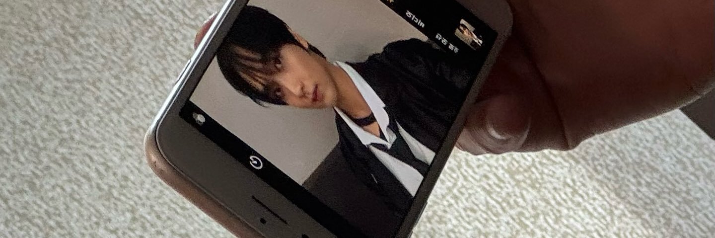 dong_606_'s profile banner image