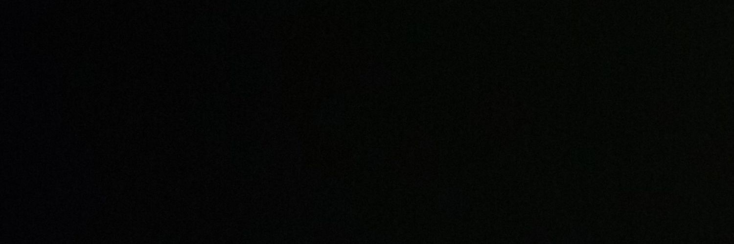 Lourdess00's profile banner image