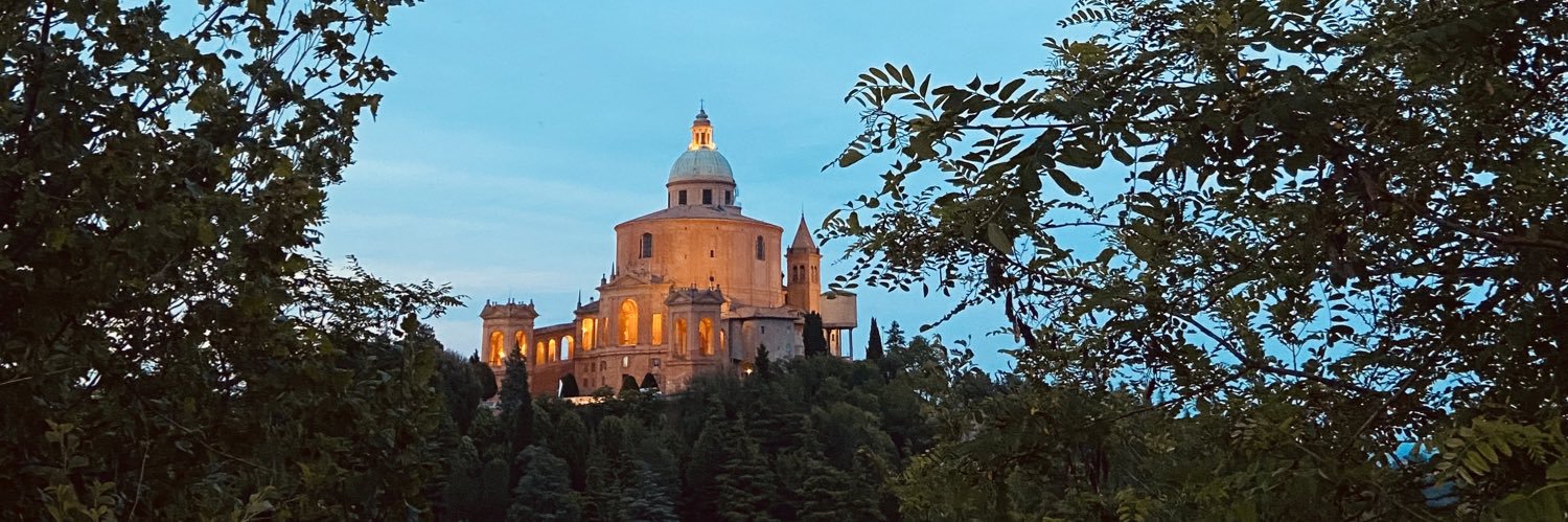 TomasiLauraa's profile banner image