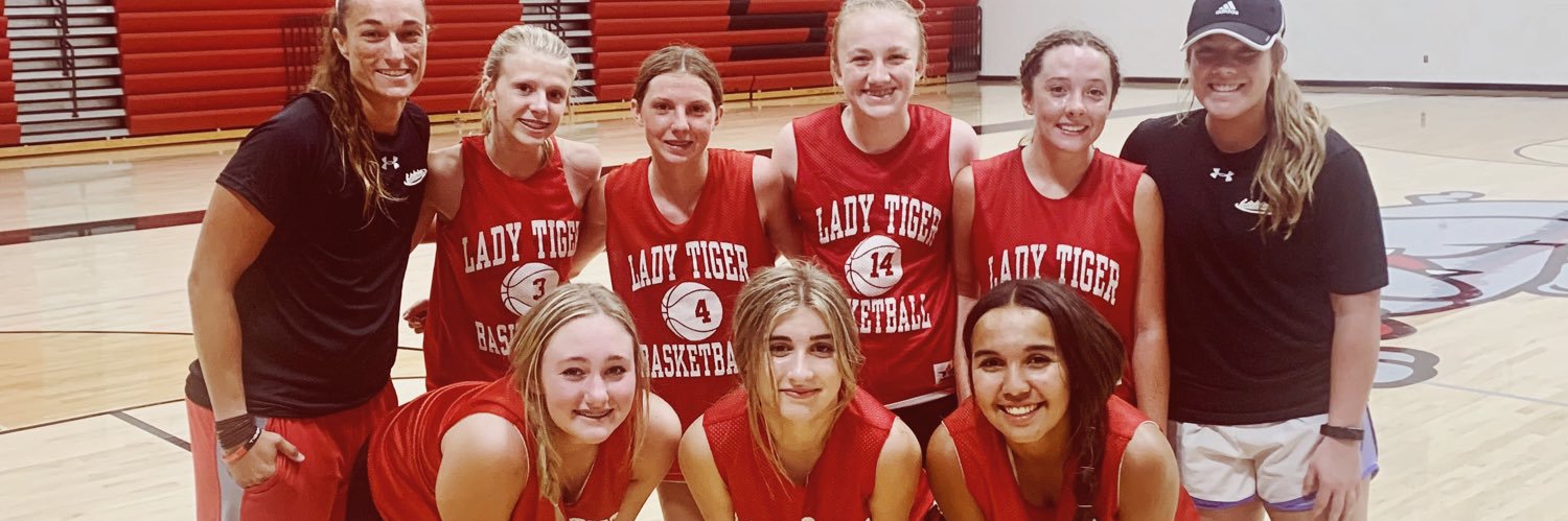 rylee_neill's profile banner image