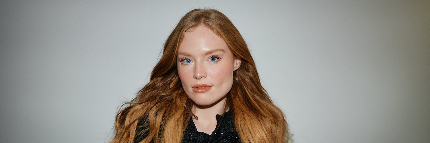 Freya Ridings's banner