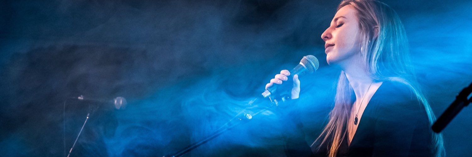 LCornago's profile banner image