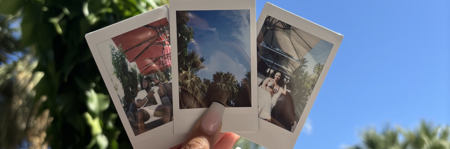 amymoox's profile banner image