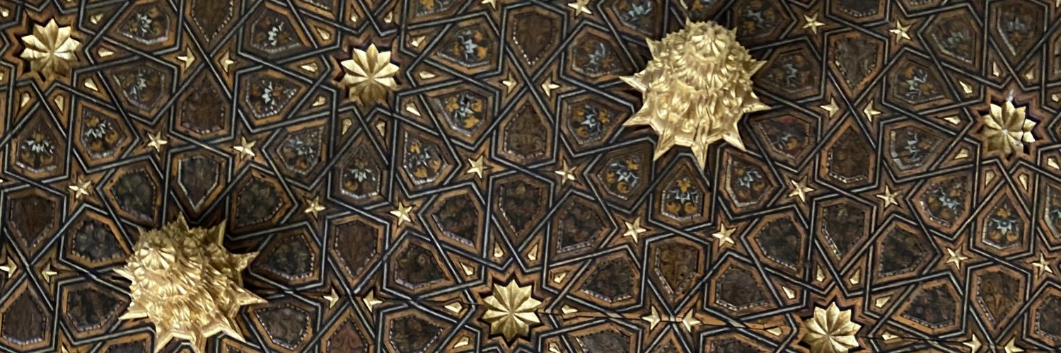IsaSalasCast's profile banner image