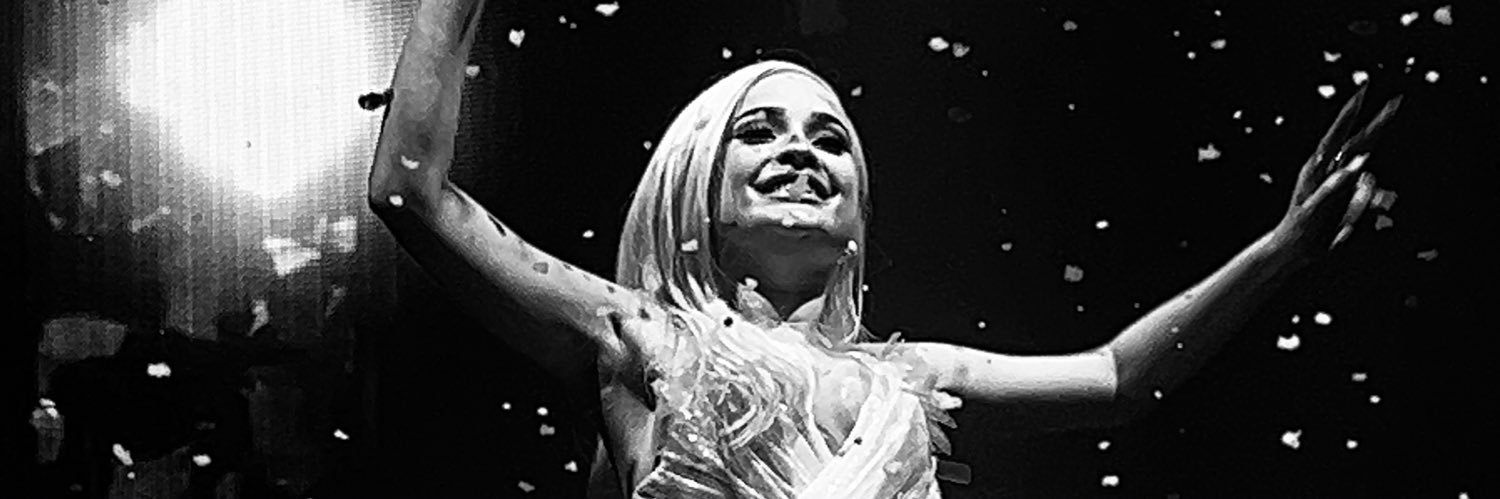 🍑Peach Petras🎀 banner