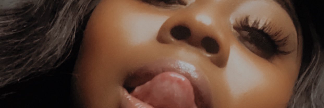 simplydarcy's profile banner image