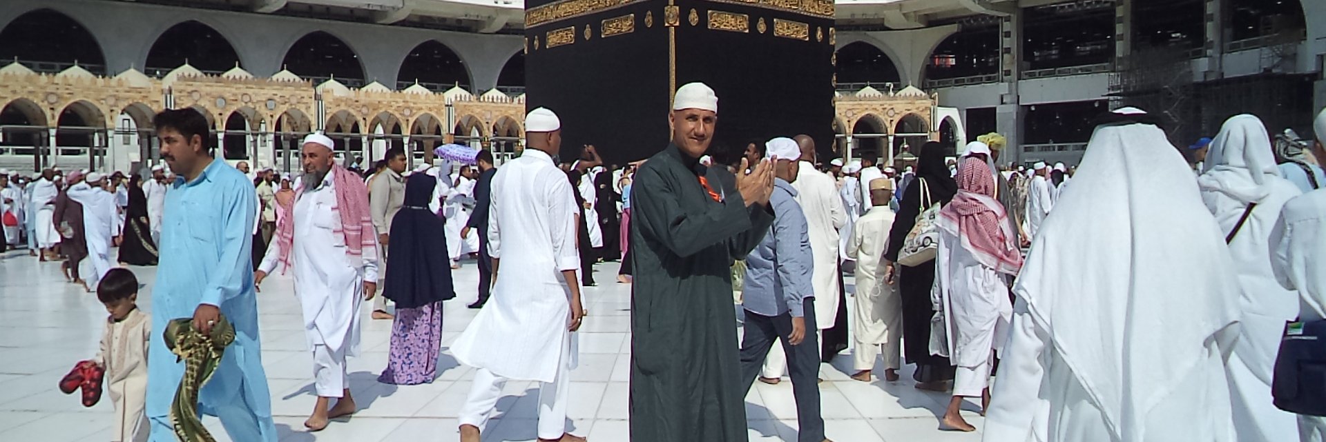 djenouhatM's profile banner image