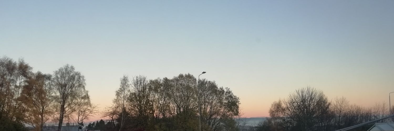 xLaura30x's profile banner image
