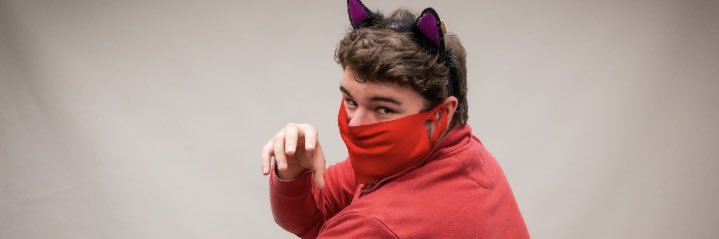huisy10's profile banner image