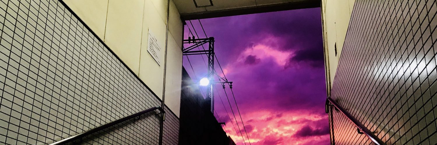 iamtivaughn's profile banner image