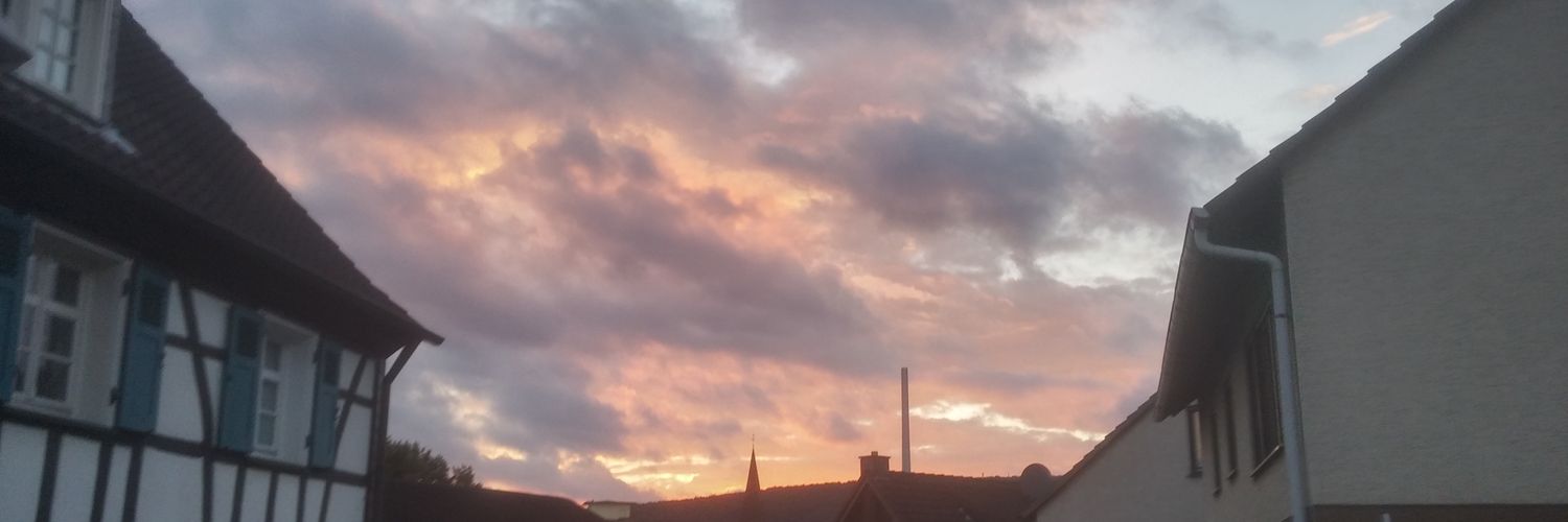 dat_oify's profile banner image