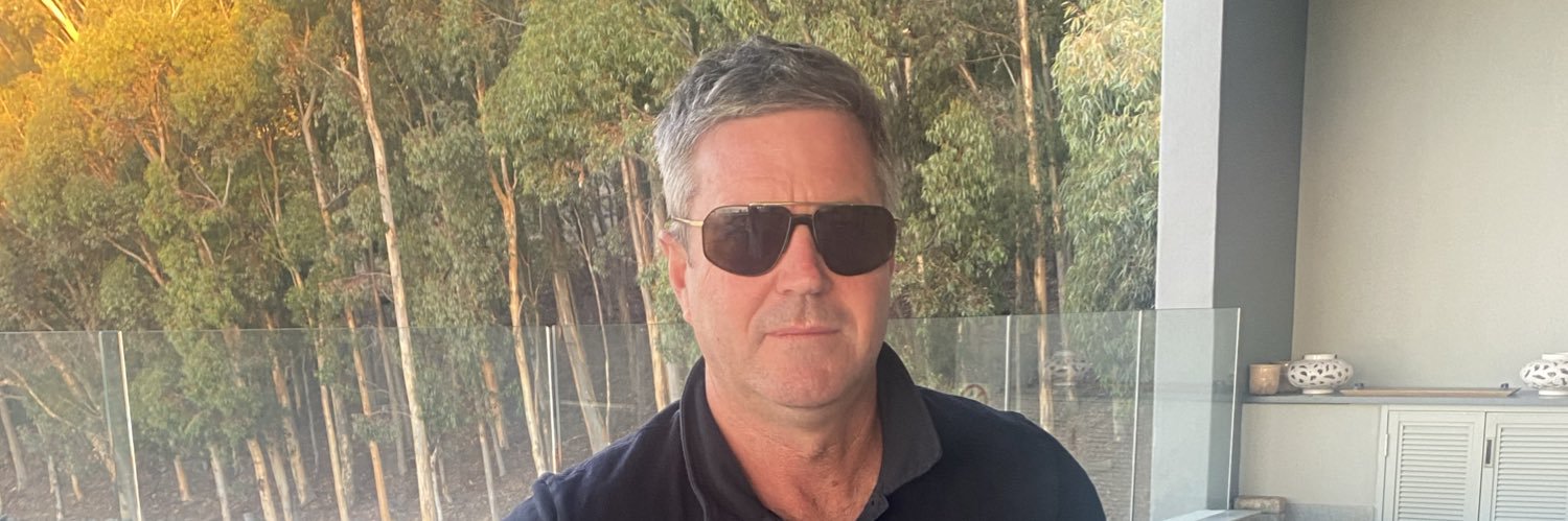 graydonm's profile banner image