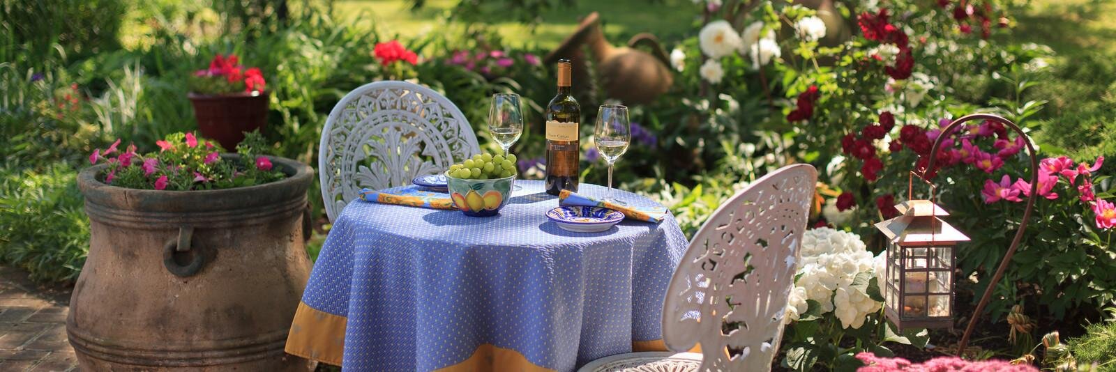 L'Auberge Provencale Inn & Restaurant banner