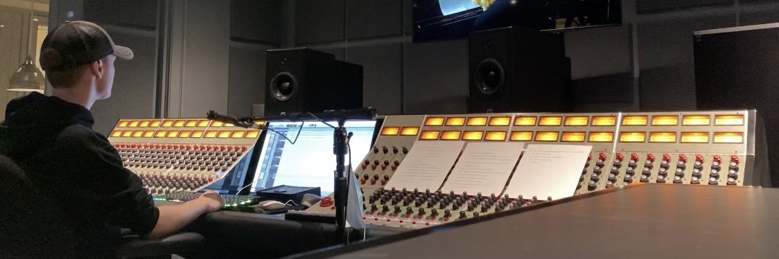 tweets by poeppel banner