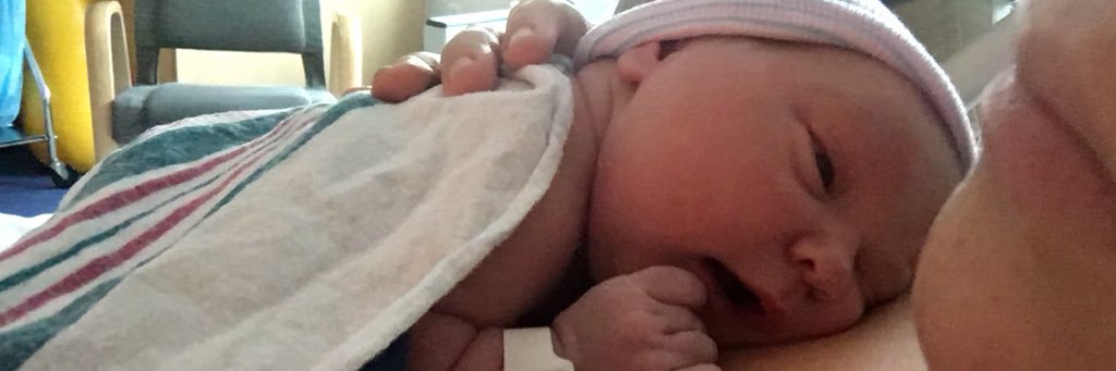 itshollydee's profile banner image