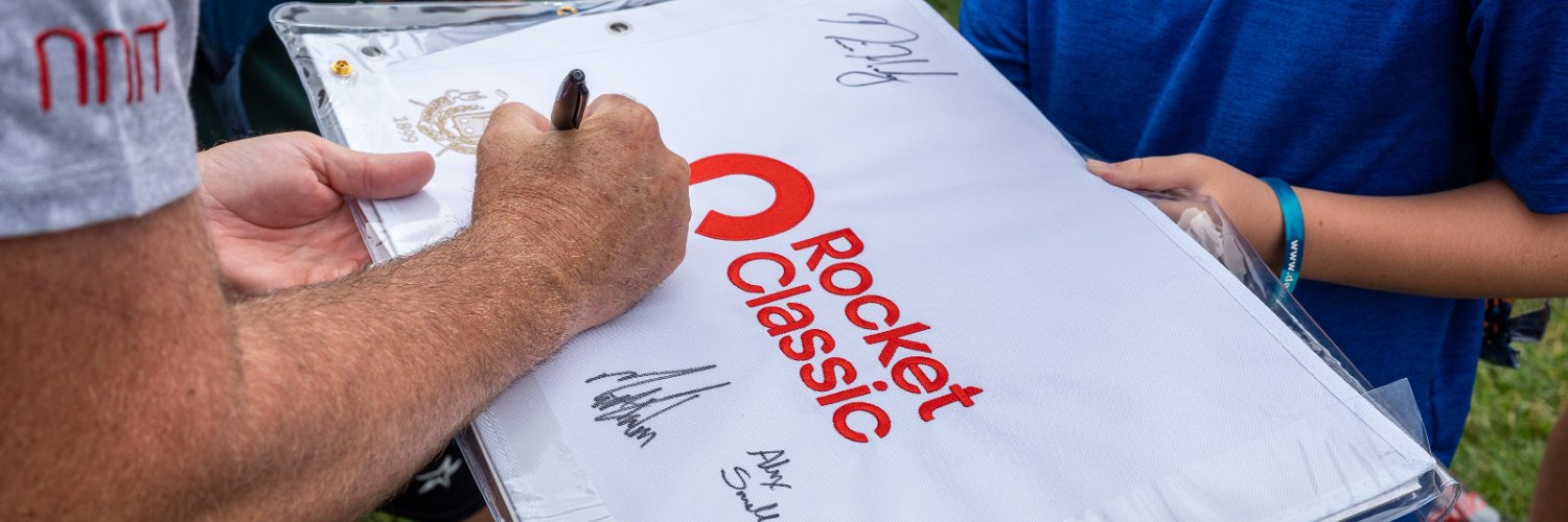 Golfweek banner