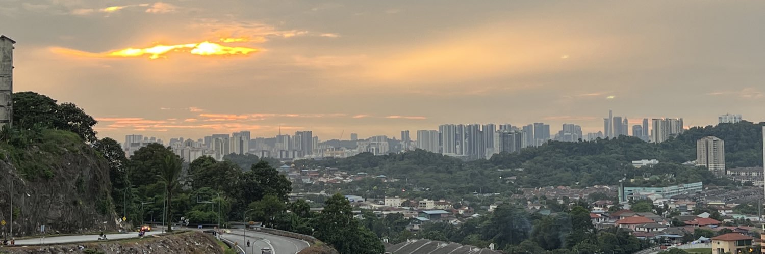 HaniePruBsn's profile banner image