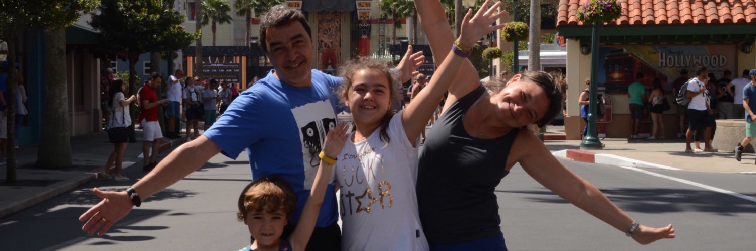 javier_costanza's profile banner image