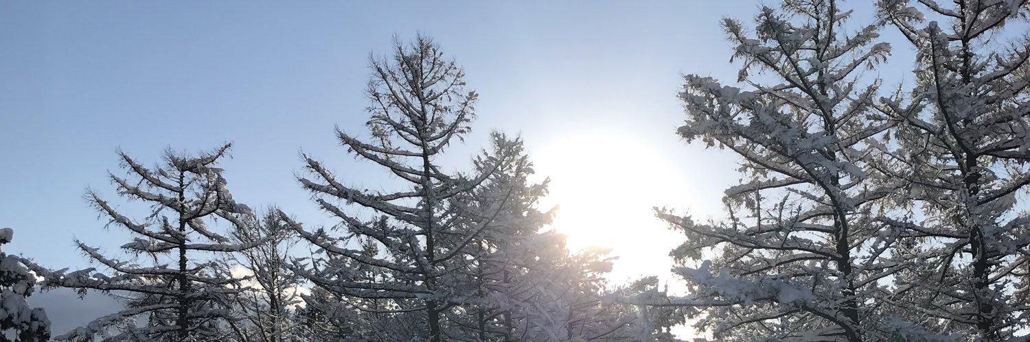 r___a822's profile banner image