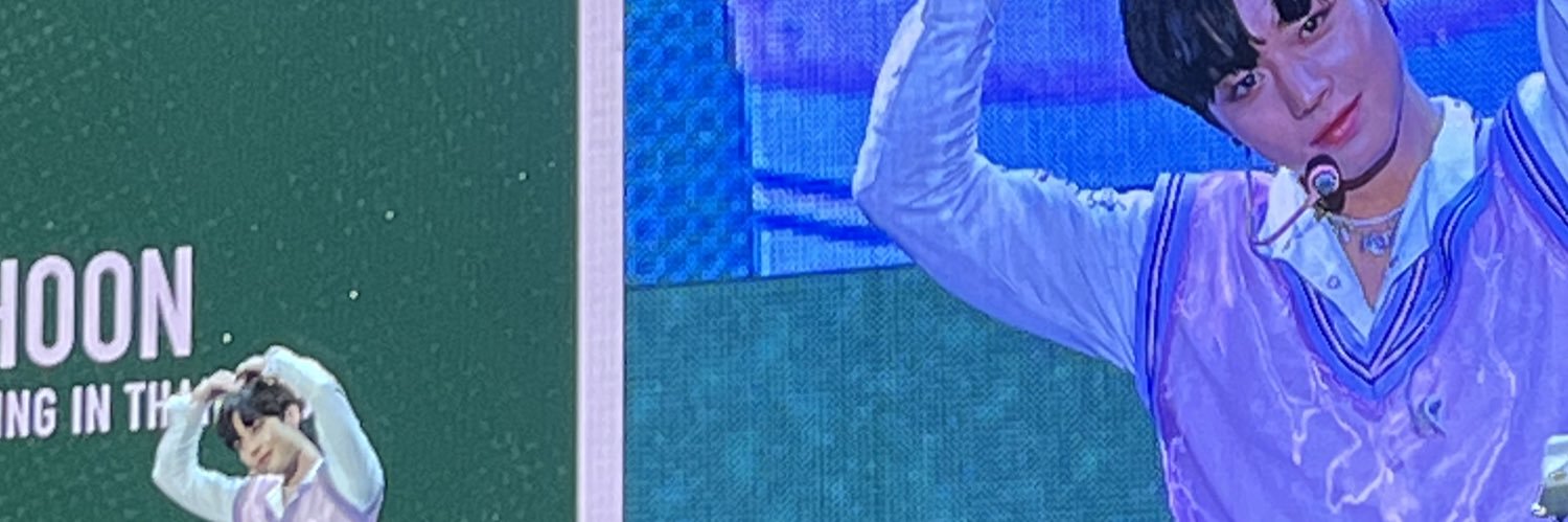 vangiangg's profile banner image