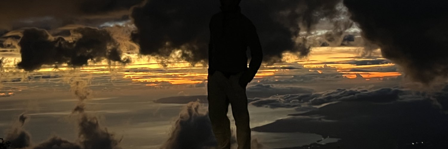 Tommenlee's profile banner image
