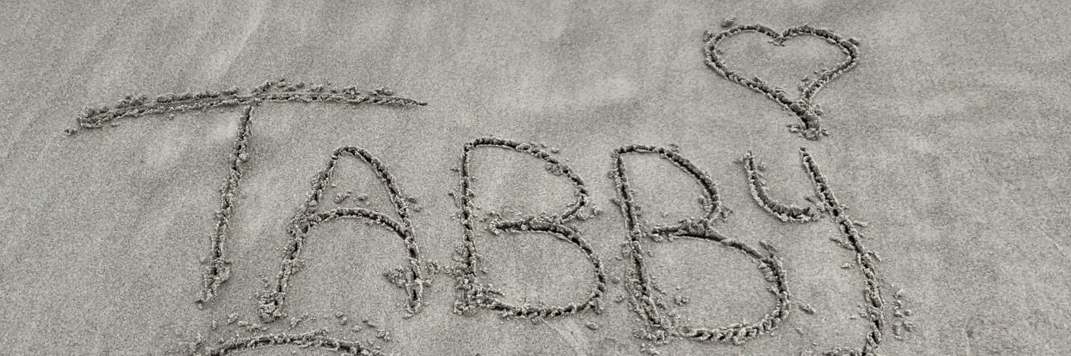 lovelytabb's profile banner image