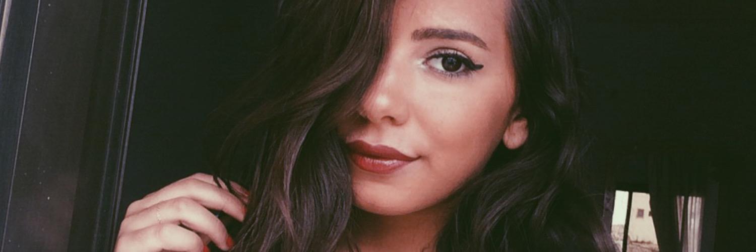 roxanneakarim's profile banner image